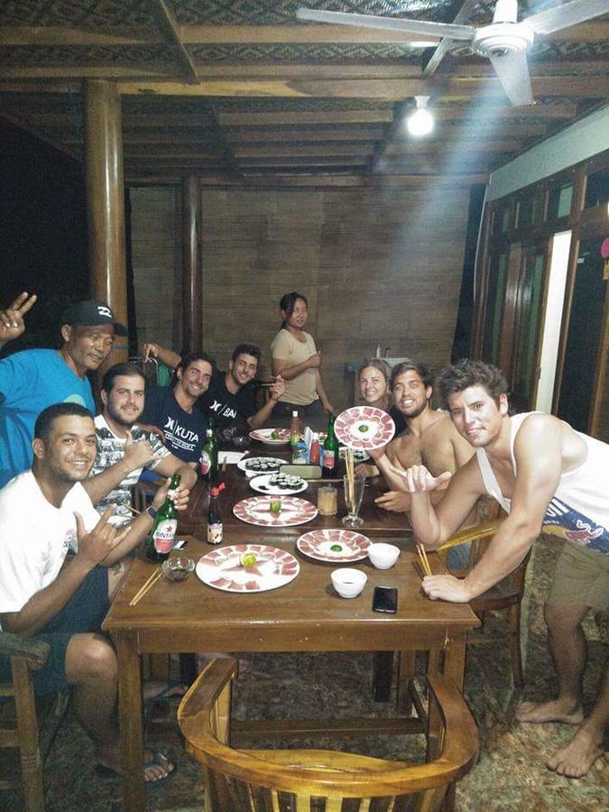 Готель Arrys Watukarung Surfcamp Kalak Екстер'єр фото